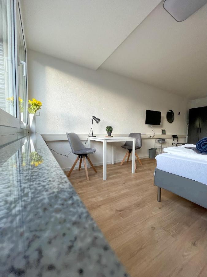Hegau Boardinghouse Apartamento Singen Exterior foto